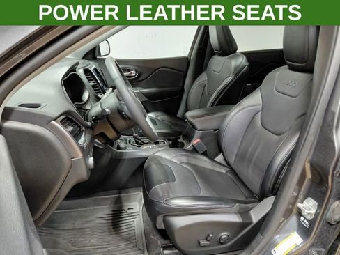 Used 2022 Jeep Cherokee Limited AWD/4WD image 3