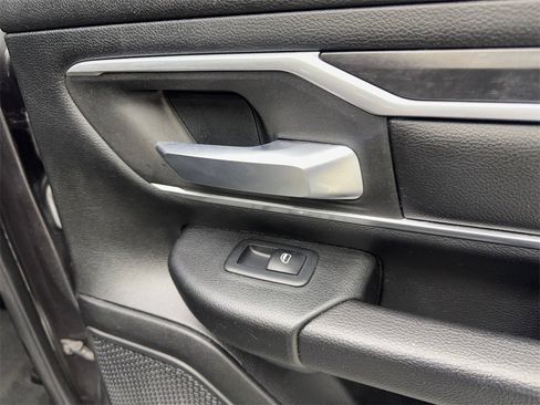 Used 2021 RAM 1500 Lone Star image 45