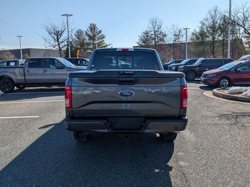 Used 2016 Ford F150 XLT w/ Equipment Group 302A Luxury image 4