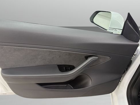 Used 2019 Tesla Model 3 Standard Range Plus image 25