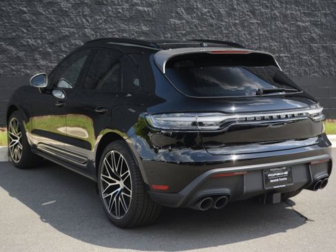 Certified 2026 Porsche Macan Turbo AWD/4WD image 3