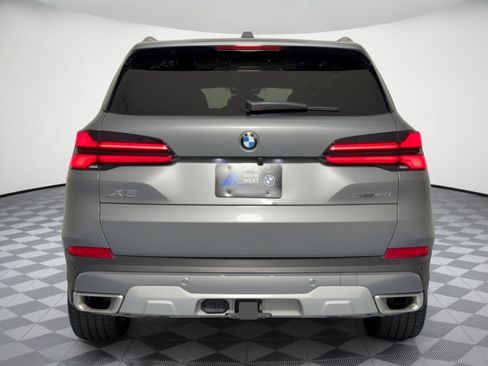 Used 2026 BMW X5 sDrive40i RWD image 11