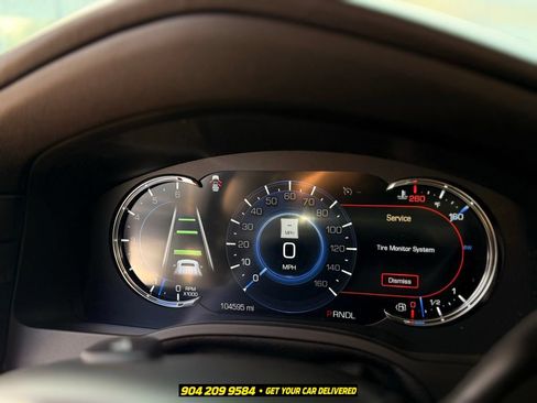 Used 2019 Cadillac Escalade Luxury AWD/4WD image 19