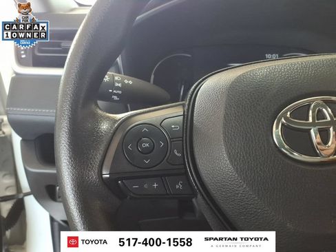 Used 2024 Toyota RAV4 XLE FWD image 17