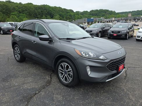 Used 2021 Ford Escape SEL AWD/4WD image 2