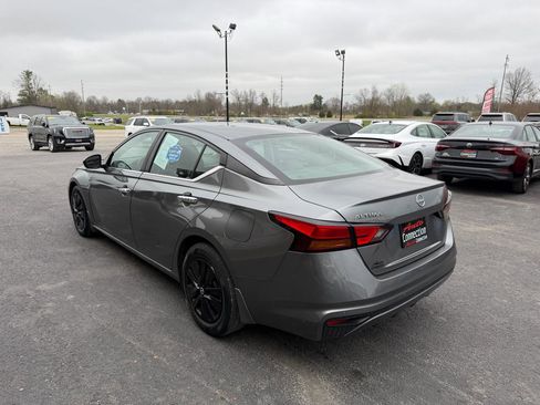 Used 2023 Nissan Altima 2.5 S image 6