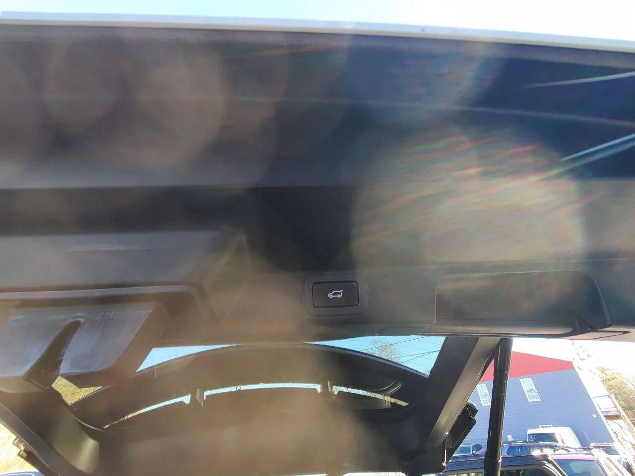 Used 2019 Land Rover Range Rover Sport HSE AWD/4WD image 14