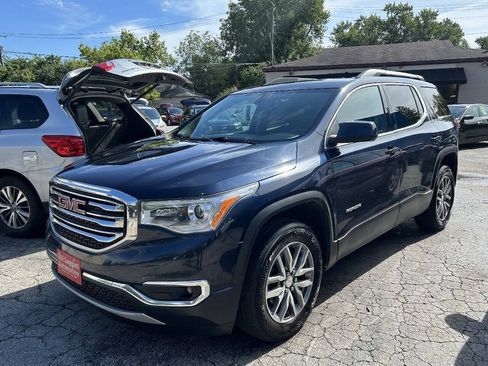 Used 2017 GMC Acadia SLE FWD image 2