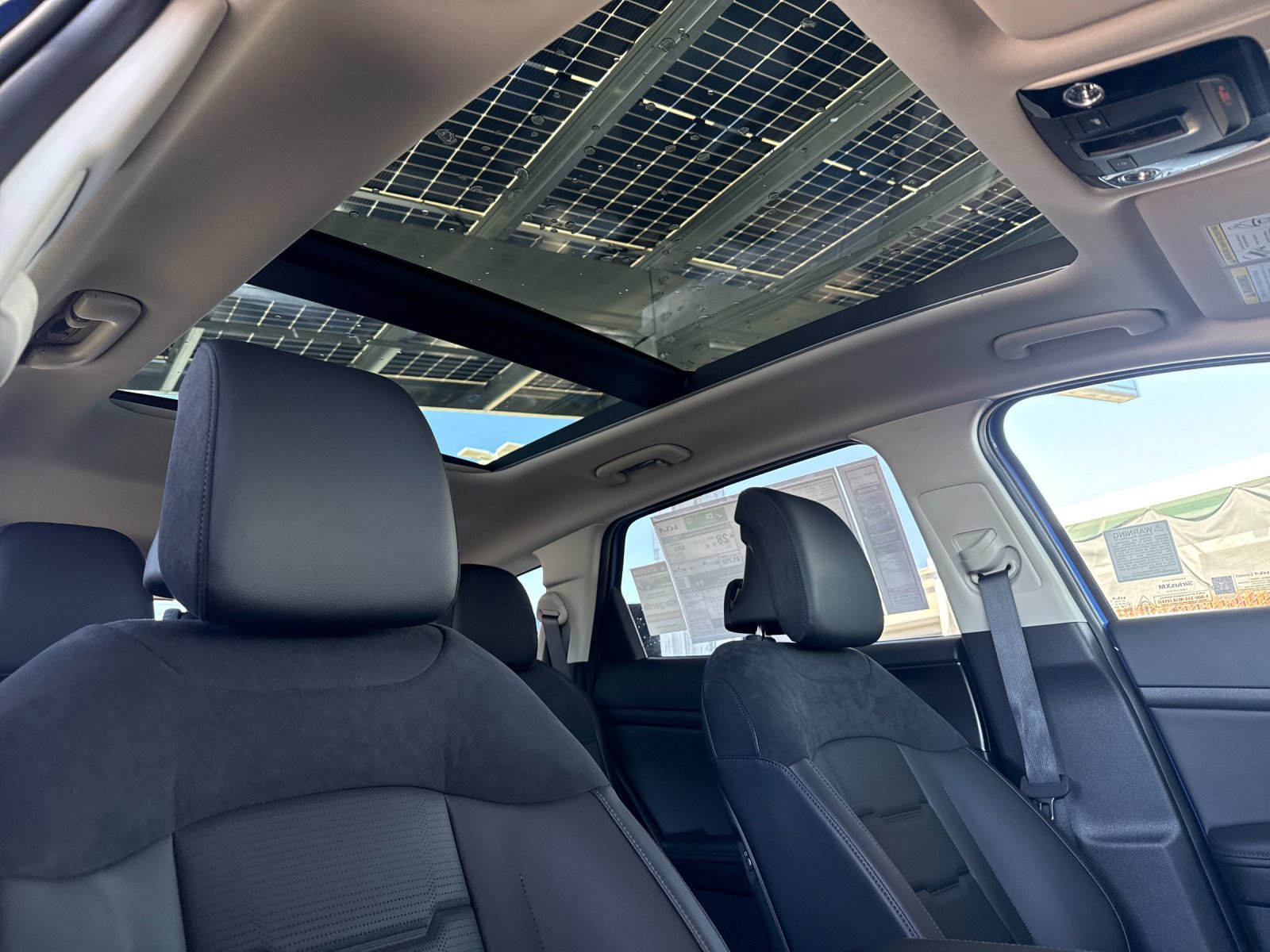 New 2026 Kia Sportage SX FWD image 18