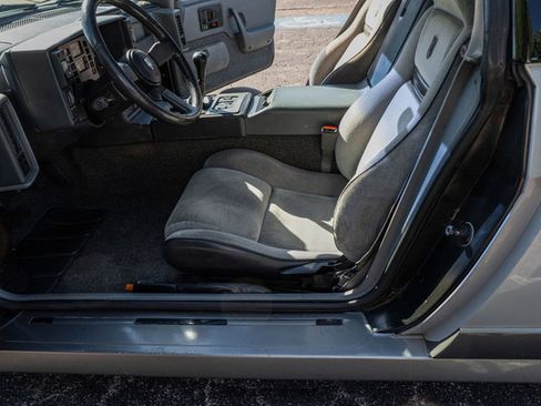 Used 1986 Pontiac Fiero GT image 40