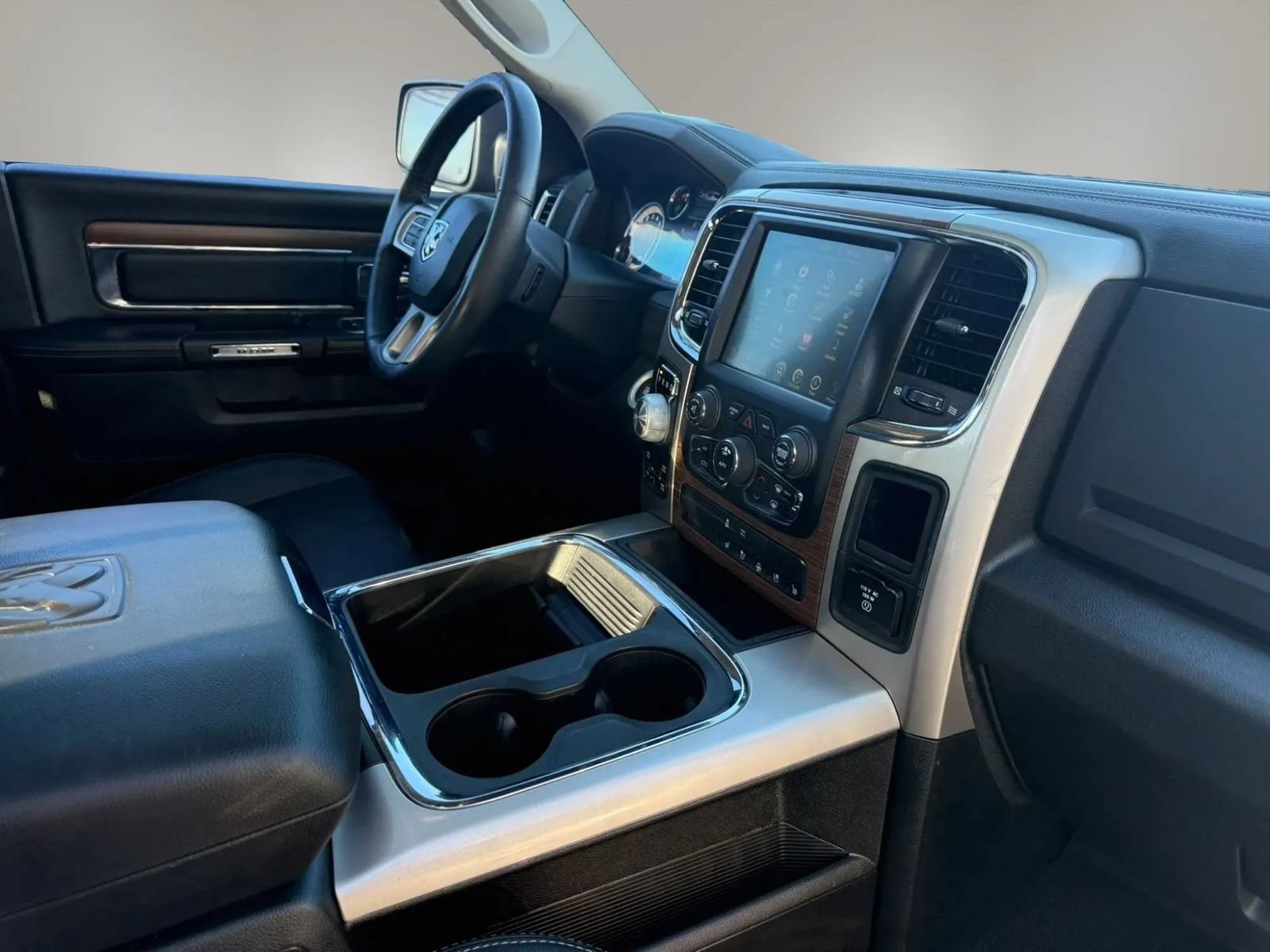 Used 2016 RAM 1500 Laramie w/ Convenience Group AWD/4WD image 55