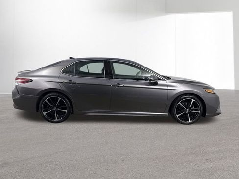 Used 2019 Toyota Camry XSE FWD image 36