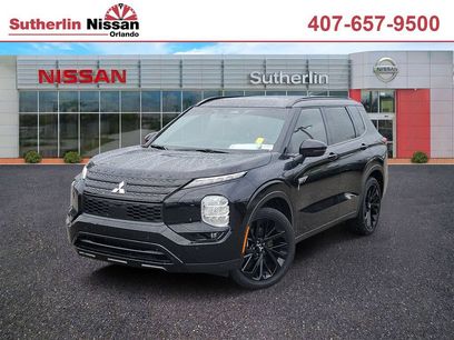 Used 2025 Mitsubishi Outlander 4WD Plug-In Hybrid