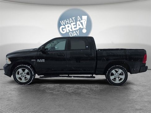 Used 2015 RAM 1500 Express image 7