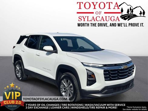 Used 2025 Chevrolet Equinox LT AWD/4WD image 1