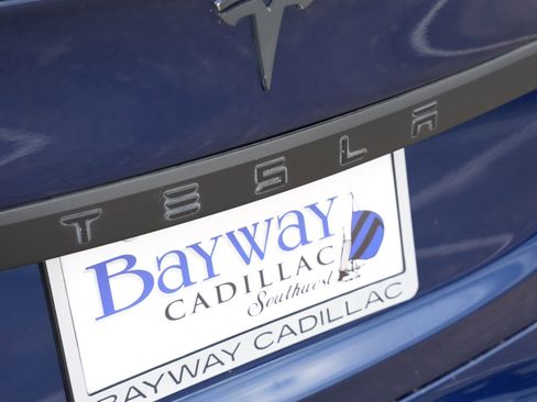 Used 2017 Tesla Model S 60D image 21