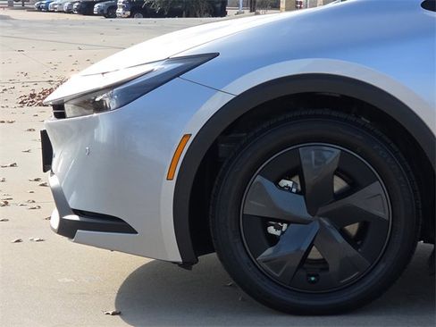 New 2026 Toyota Prius LE image 5