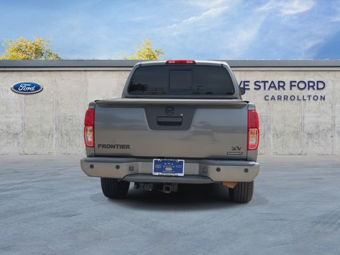 Used 2019 Nissan Frontier SV w/ Value Truck Package RWD image 7