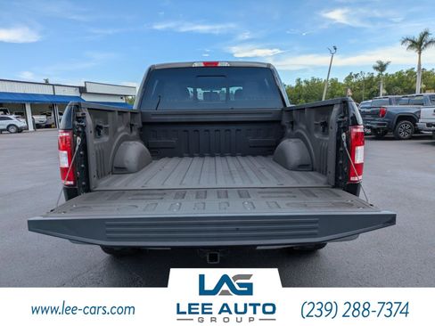 Used 2018 Ford F150 Lariat w/ Trailer Tow Package RWD image 9
