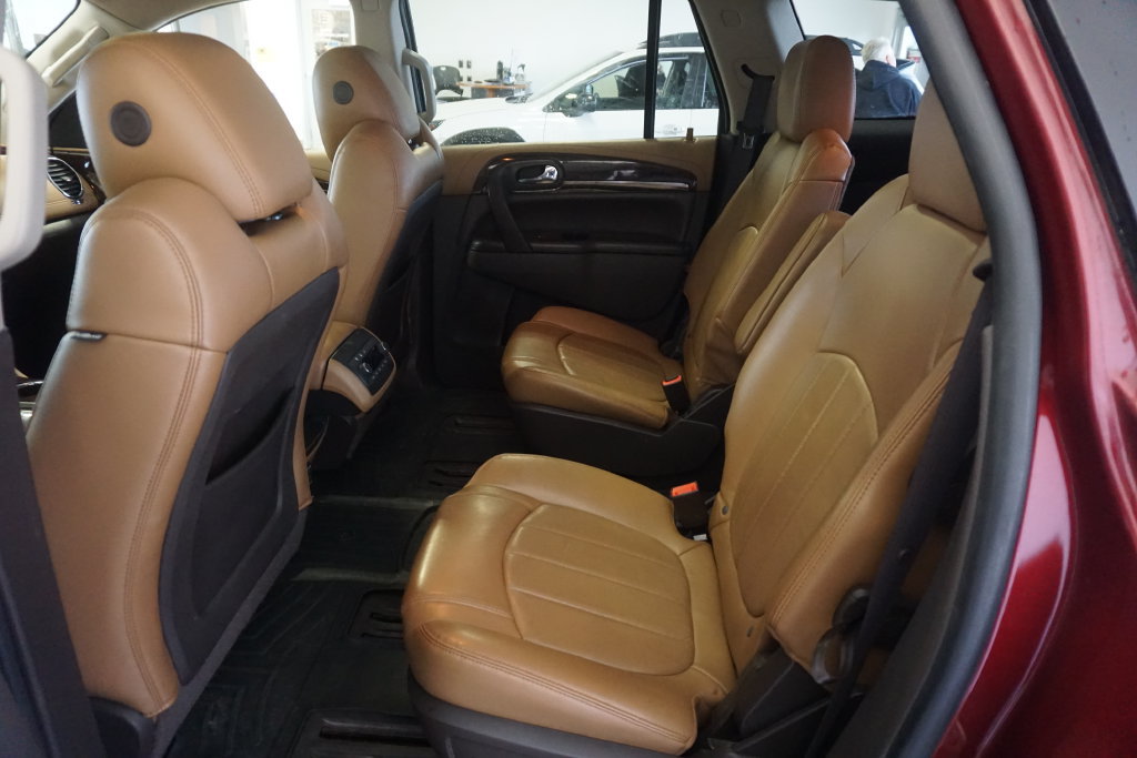 Used 2015 Buick Enclave Leather AWD/4WD image 22
