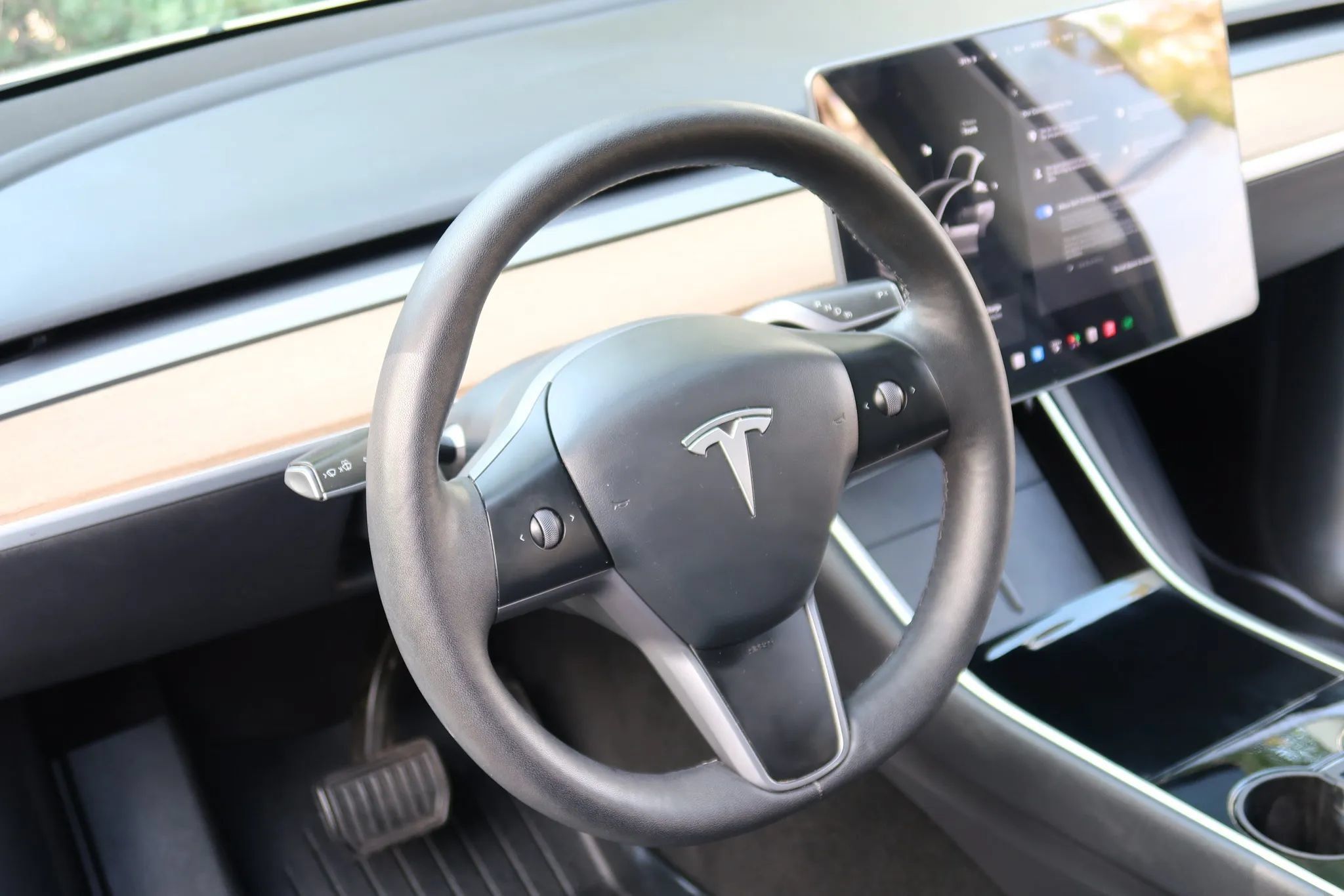 Used 2021 Tesla Model Y Long Range AWD/4WD image 18
