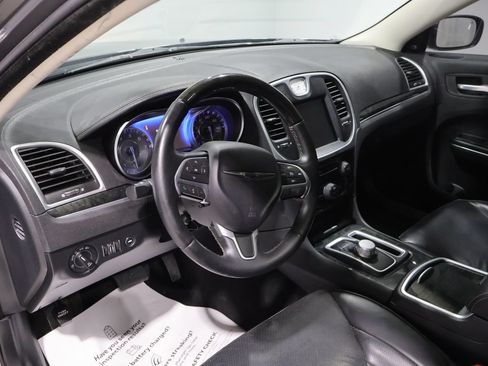 Used 2016 Chrysler 300 C AWD/4WD image 16