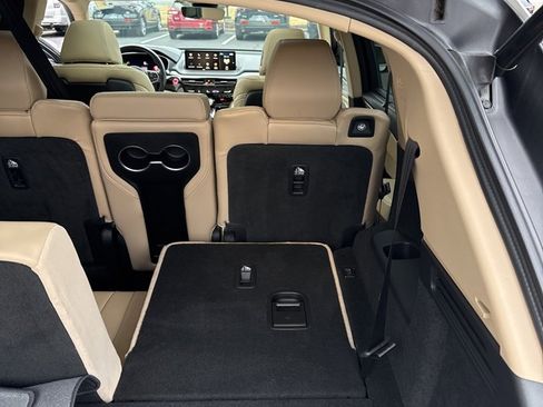 Used 2023 Acura MDX FWD w/ Technology Package image 16