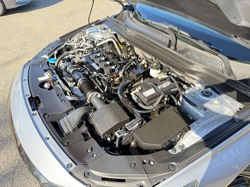 Used 2019 Honda Accord Sport image 75