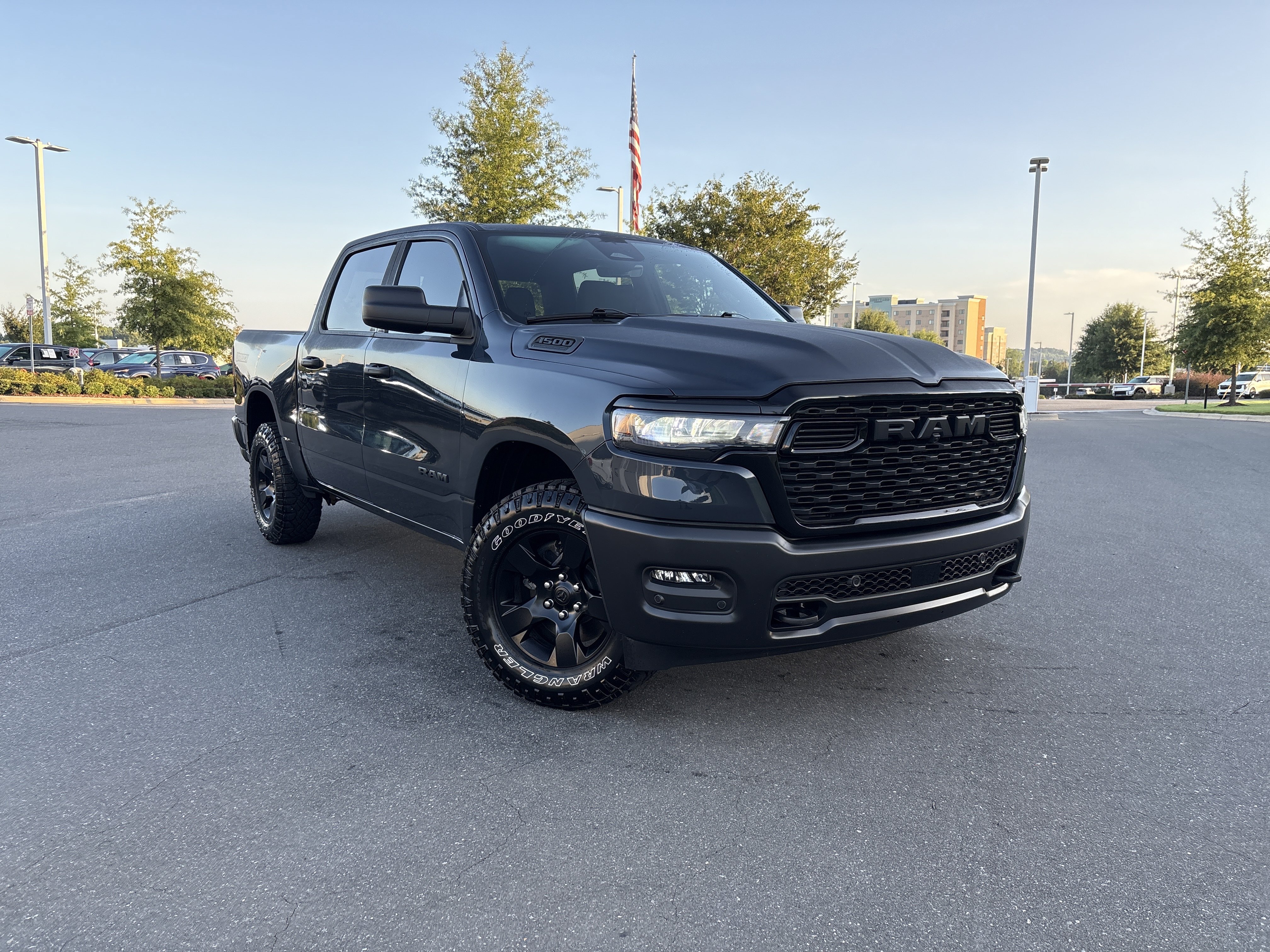 Used 2026 RAM 1500 Warlock AWD/4WD image 2