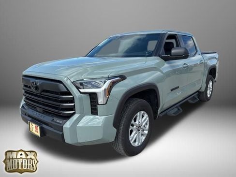 Used 2025 Toyota Tundra SR5 w/ SR5 Premium Package image 4