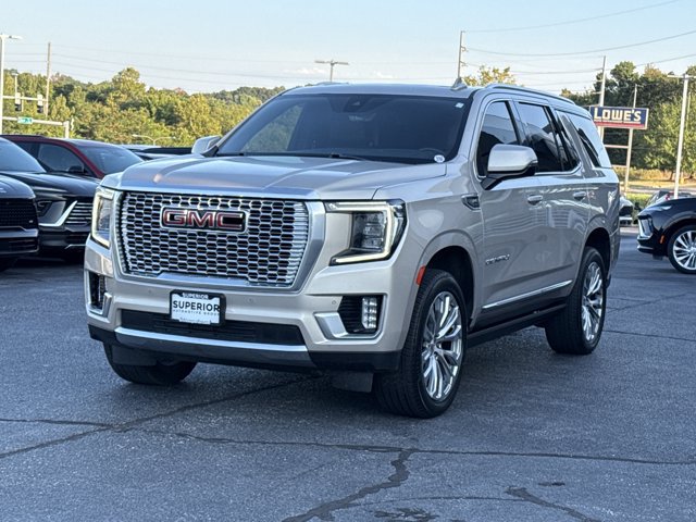 Used 2021 GMC Yukon Denali w/ Denali Premium Package AWD/4WD image 18