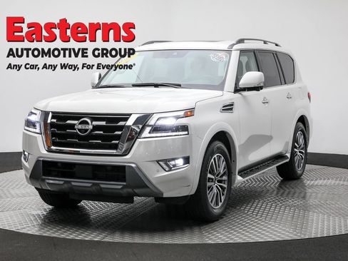 Used 2023 Nissan Armada SL w/ Captain's Chairs Package image 1
