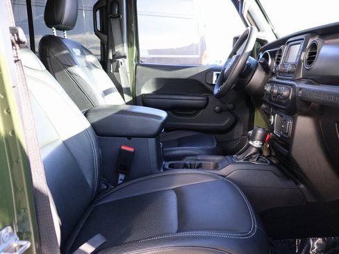 Used 2021 Jeep Wrangler Unlimited Sport image 9