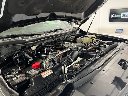 Used 2025 Ford F450 Platinum w/ FX4 Off-Road Package image 59