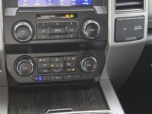 Used 2021 Ford F250 Lariat w/ Lariat Value Package image 26