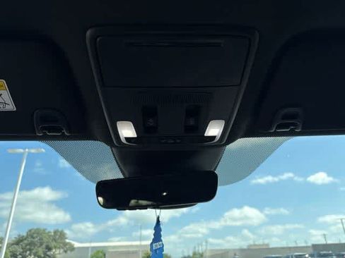 Used 2025 Honda Pilot Black Edition image 22