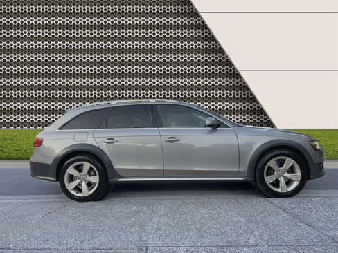 Used 2016 Audi A4 Premium Plus w/ Technology Package image 8