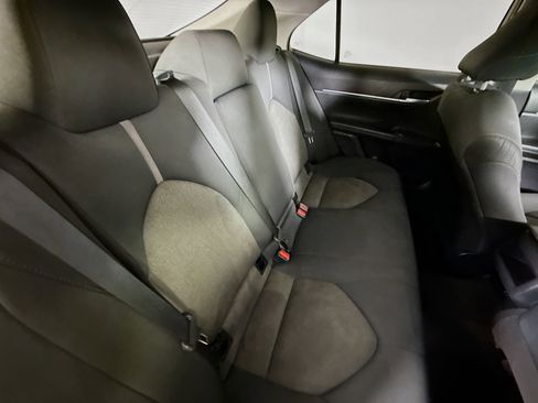 Used 2024 Toyota Camry LE image 32