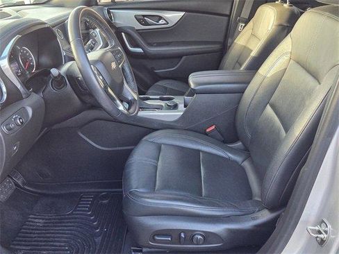 Used 2020 Chevrolet Blazer LT image 9