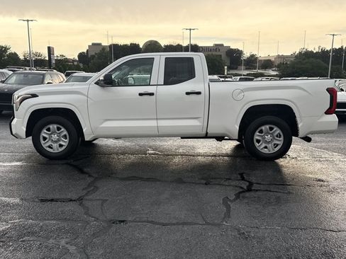 Used 2022 Toyota Tundra SR w/ SR Tow Package RWD image 11