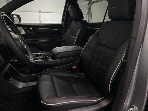 New 2026 Buick Enclave Avenir w/ Super Cruise Package image 19