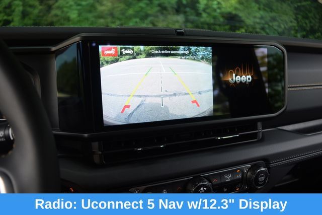 Used 2024 Jeep Wrangler Unlimited Sahara w/ Technology Group AWD/4WD image 10