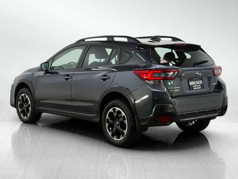 Used 2023 Subaru Crosstrek 2.0i Premium image 3