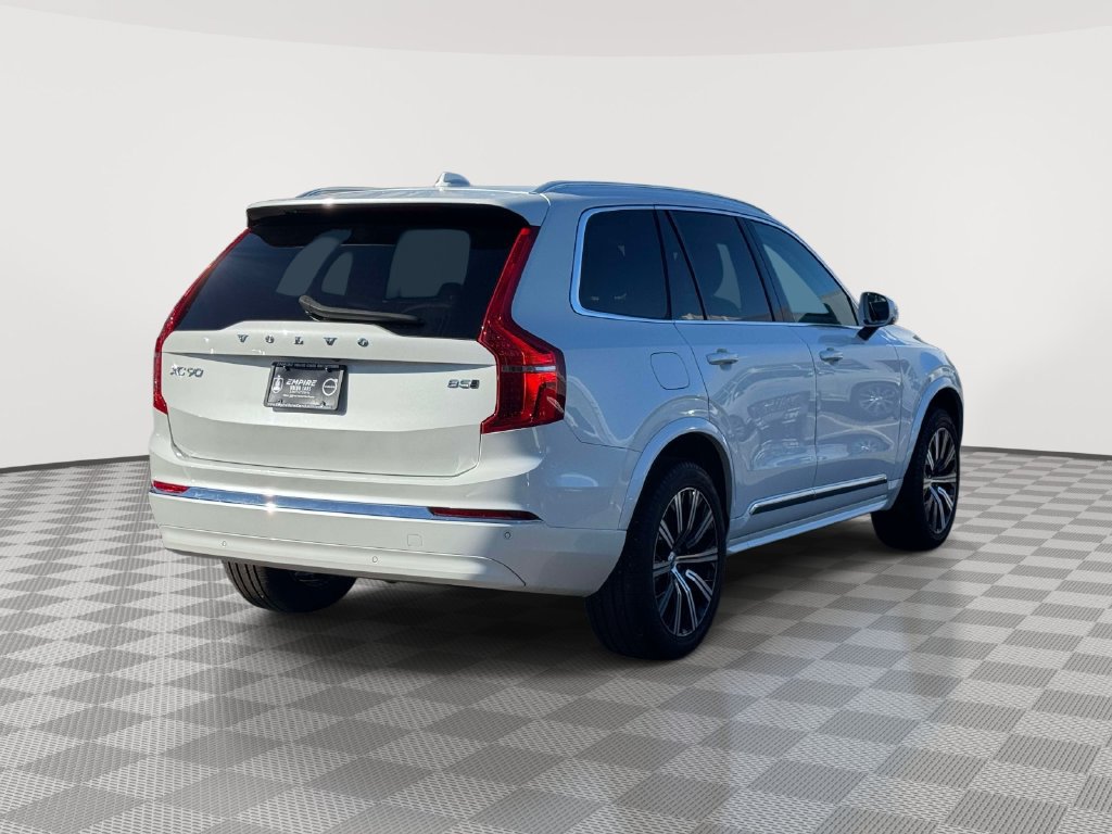 Used 2025 Volvo XC90 B5 Core w/ Climate Package AWD/4WD image 4