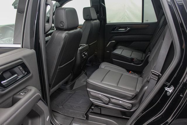 New 2026 GMC Yukon Denali w/ Sun & Power Step Package AWD/4WD image 12