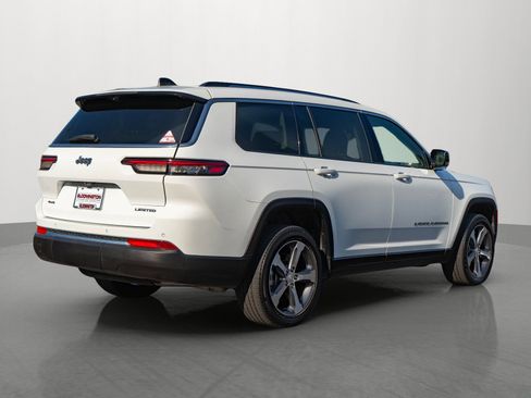 Used 2023 Jeep Grand Cherokee L Limited w/ Luxury Tech Group II AWD/4WD image 7