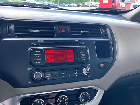 Used 2015 Kia Rio LX w/ Power Package FWD image 9