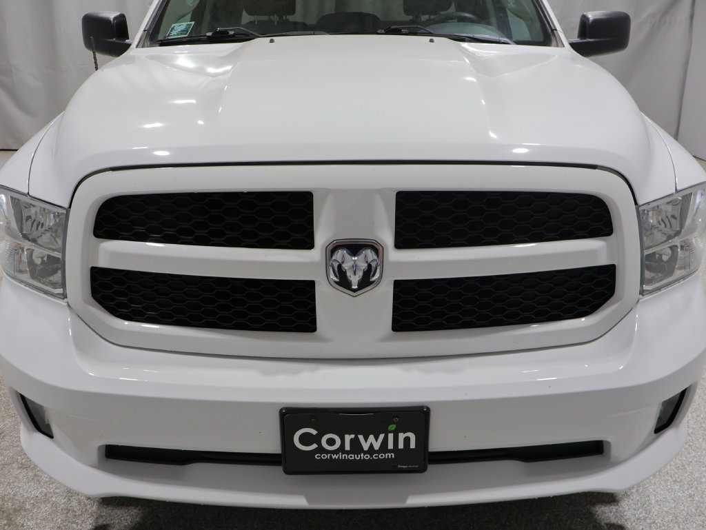 Used 2019 RAM 1500 Express AWD/4WD image 7