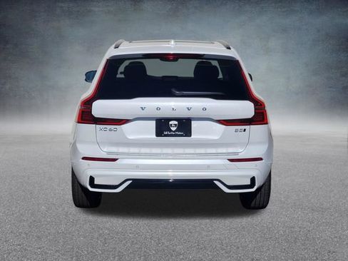 New 2026 Volvo XC60 B5 Ultra w/ Climate Package AWD/4WD image 6