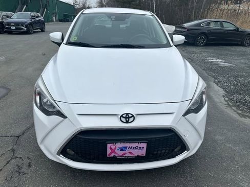 Used 2019 Toyota Yaris LE image 8